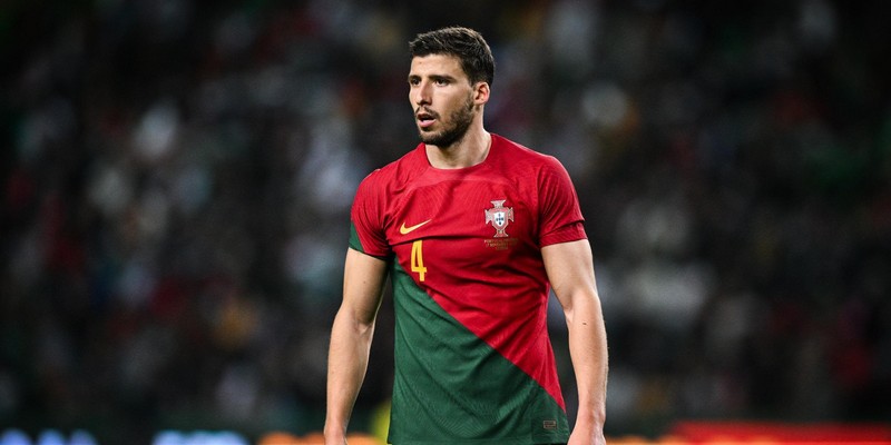 Ruben Dias là một trung vệ xuất sắc của bóng đá Bồ Đào Nha thời điểm hiện tại